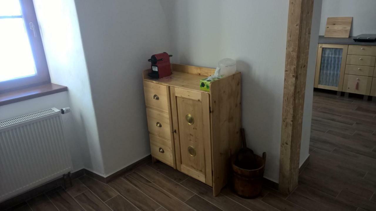 Kovaruv Mlyn Apartment Stachy Bagian luar foto