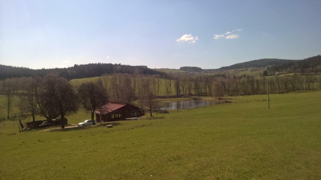 Kovaruv Mlyn Apartment Stachy Bagian luar foto